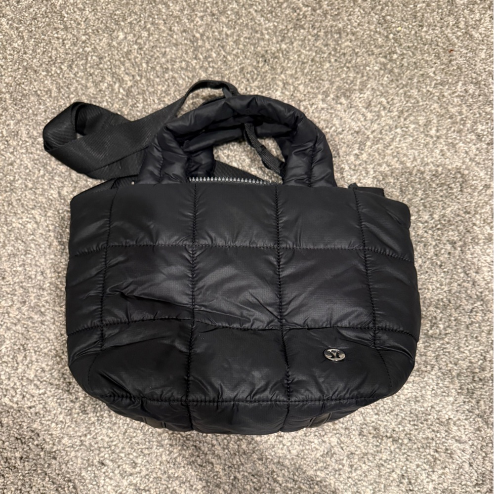 Lululemon purse